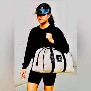 SPORTY DESIGNER DUFFLE, NWT